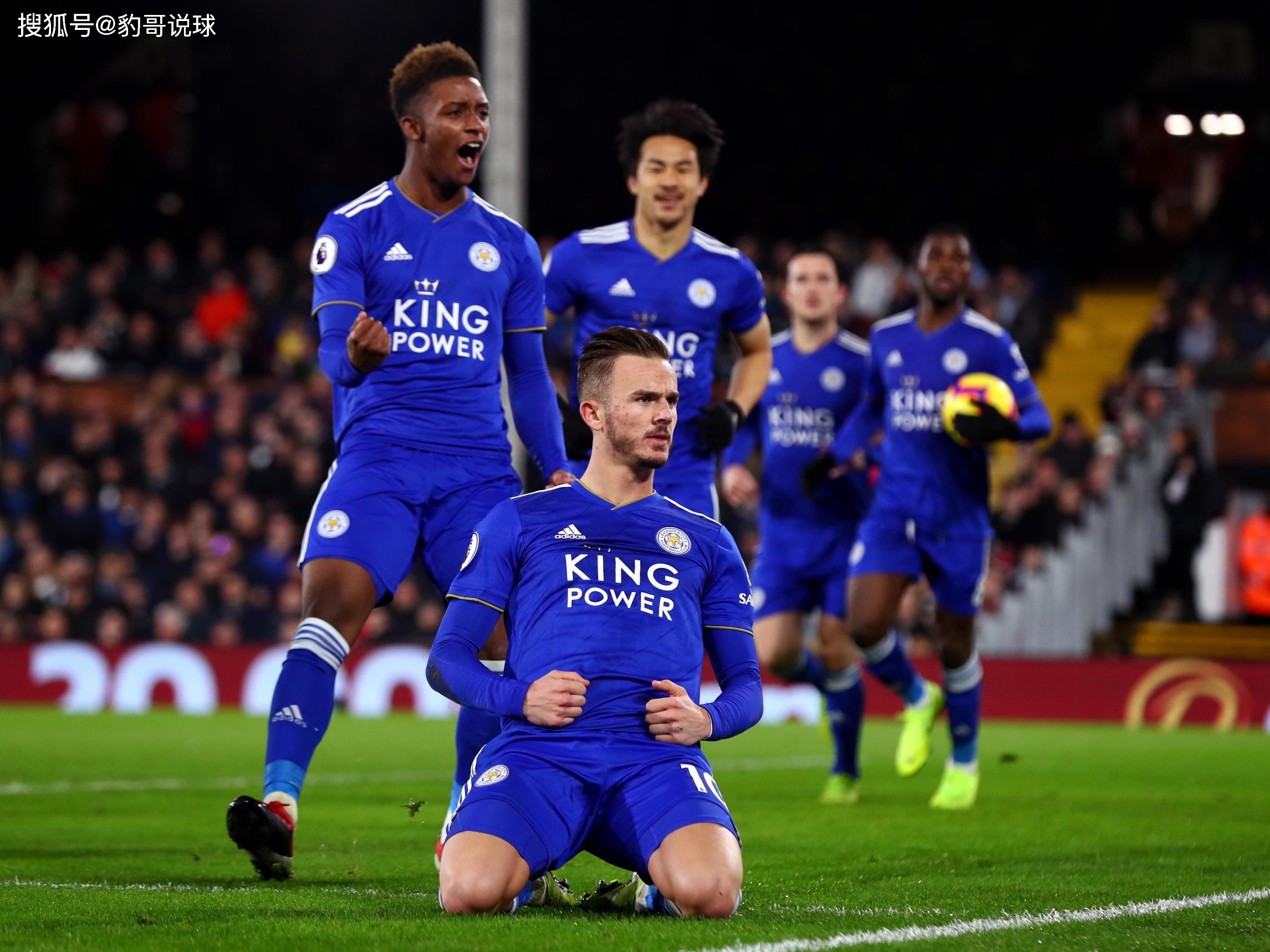 库里39分汤神对阵老东家22分 勇士险胜独行侠.